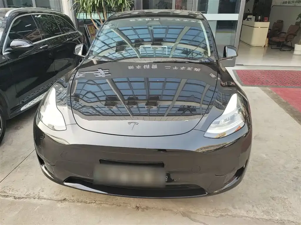 Tesla Model Y 2023 из CN, фото 3