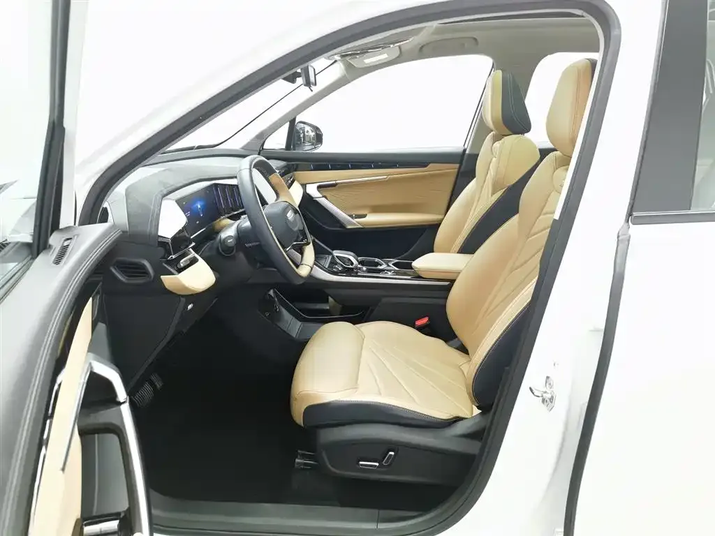 Geely Boyue L 2023 из CN, фото 10
