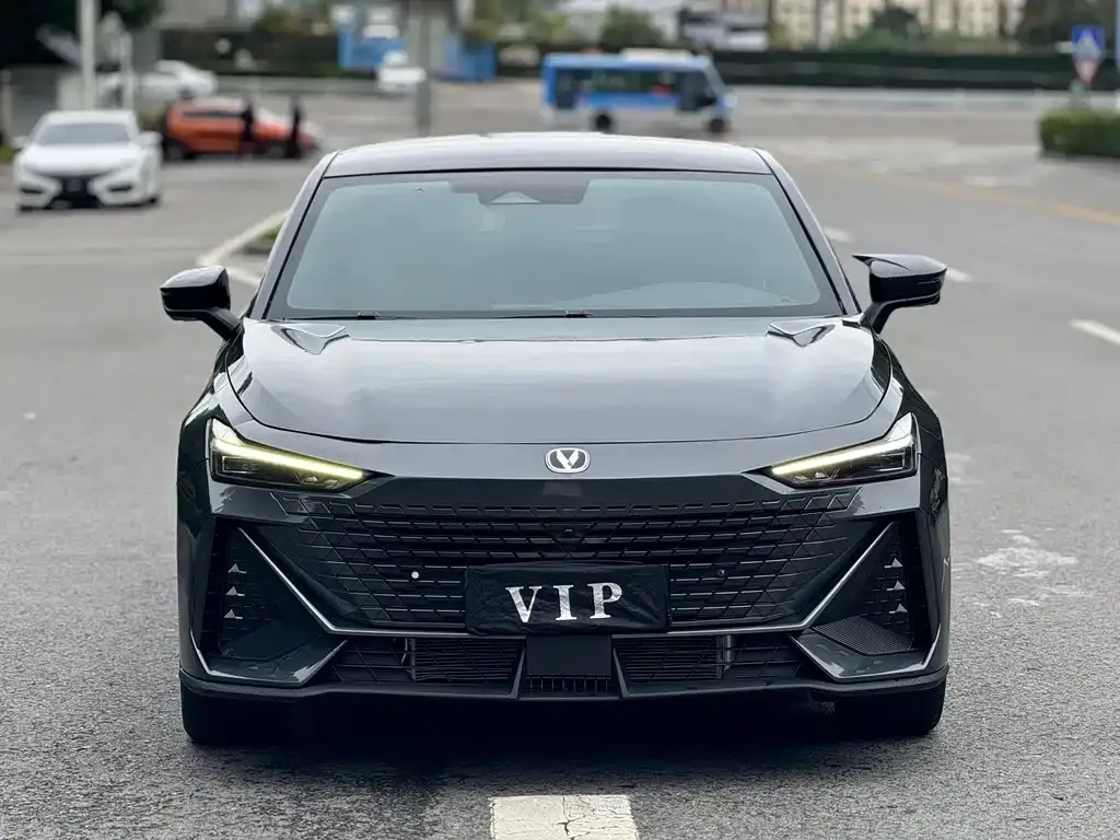 Changan UNI-V 2023 из CN, фото 2