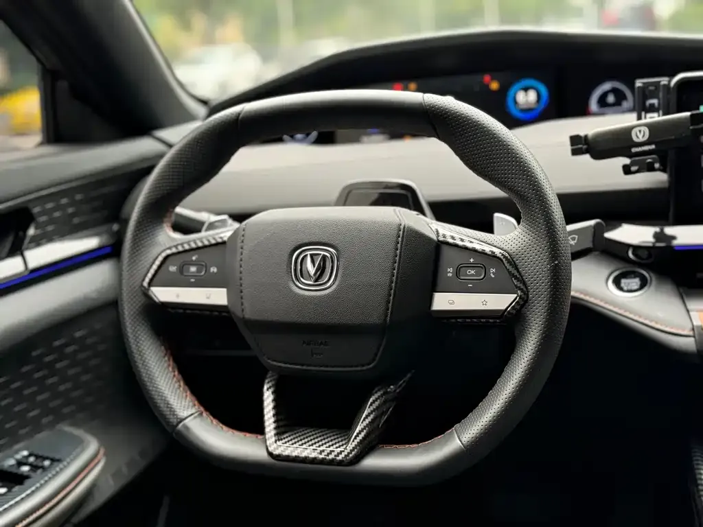 Changan UNI-V 2023 из CN, фото 5