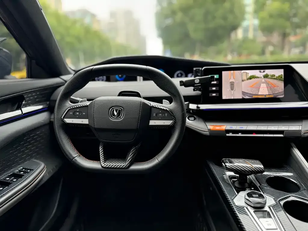 Changan UNI-V 2023 из CN, фото 6