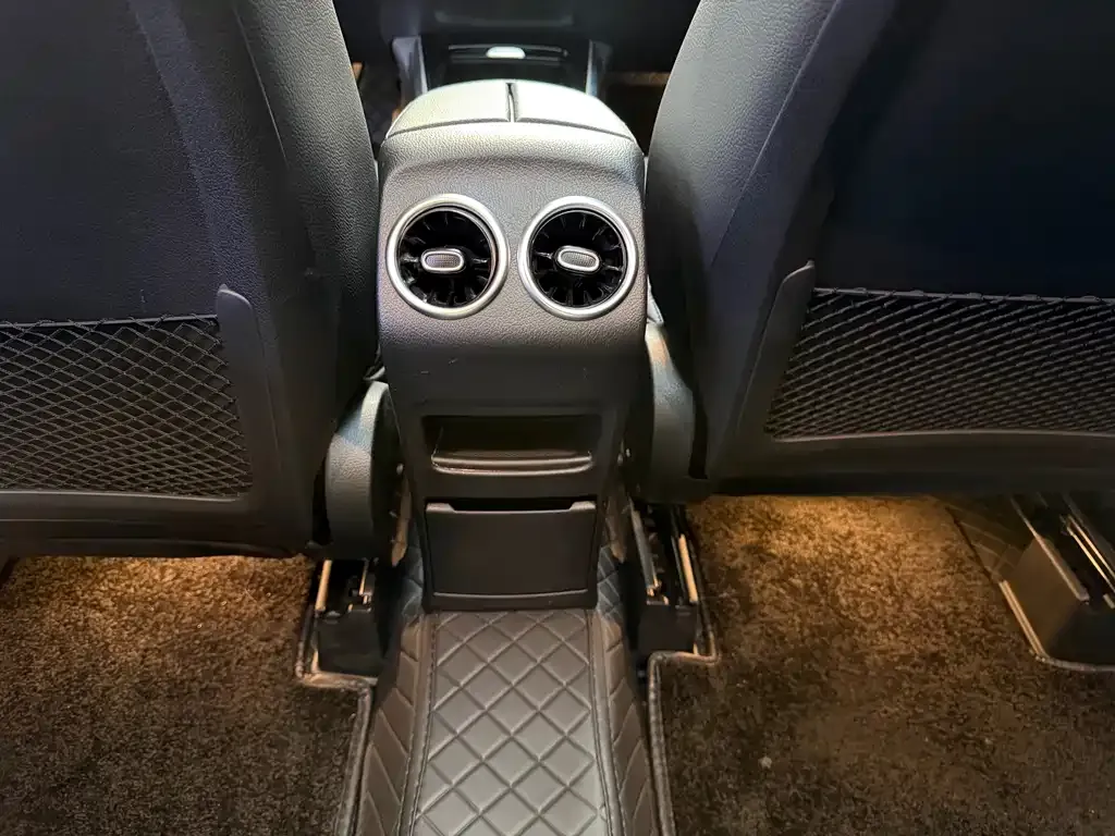 Mercedes-Benz GLB 2024 из CN, фото 10