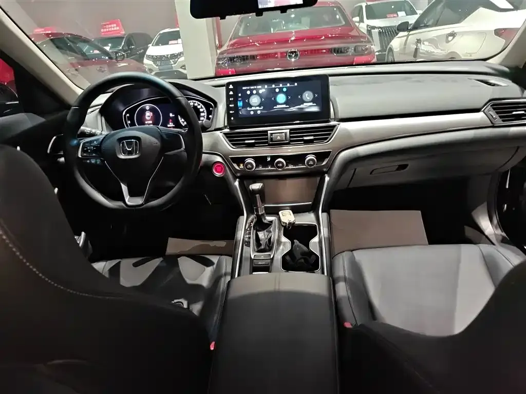 Honda Accord 2022 из CN, фото 10
