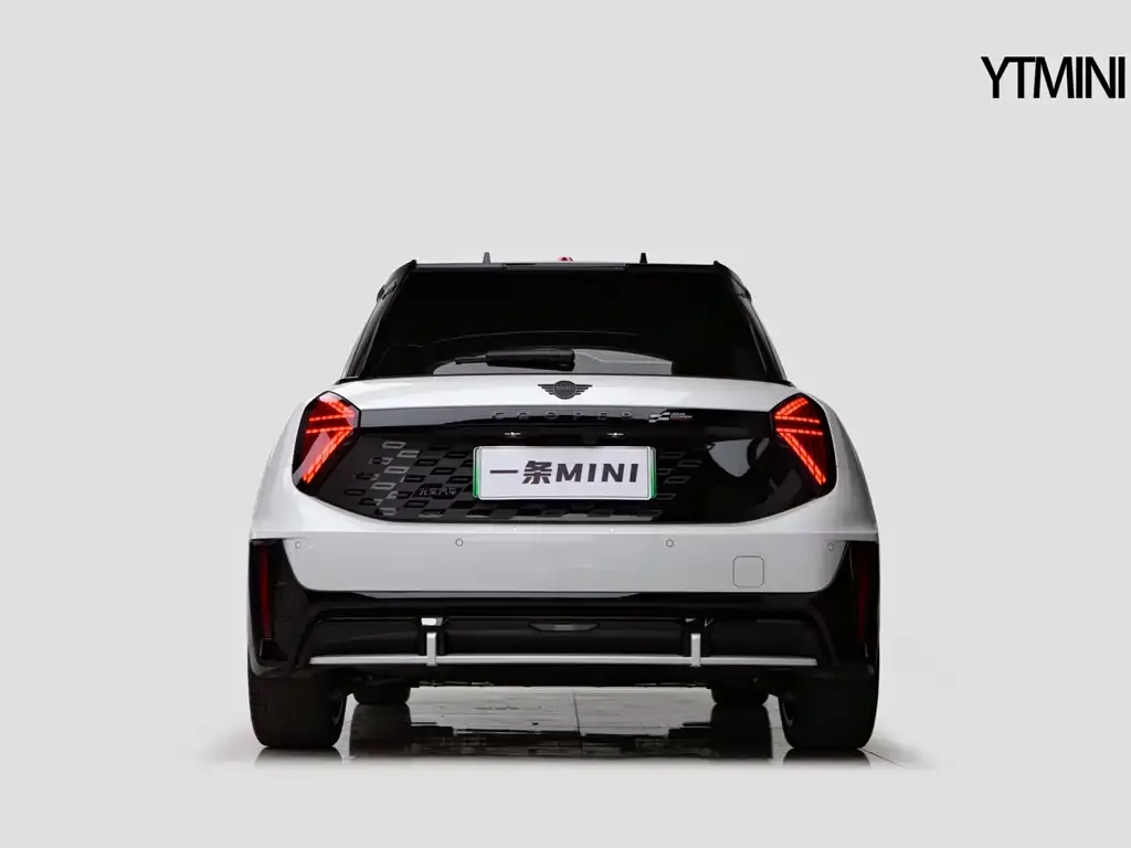 MINI JCW Electric 2025 из CN, фото 6