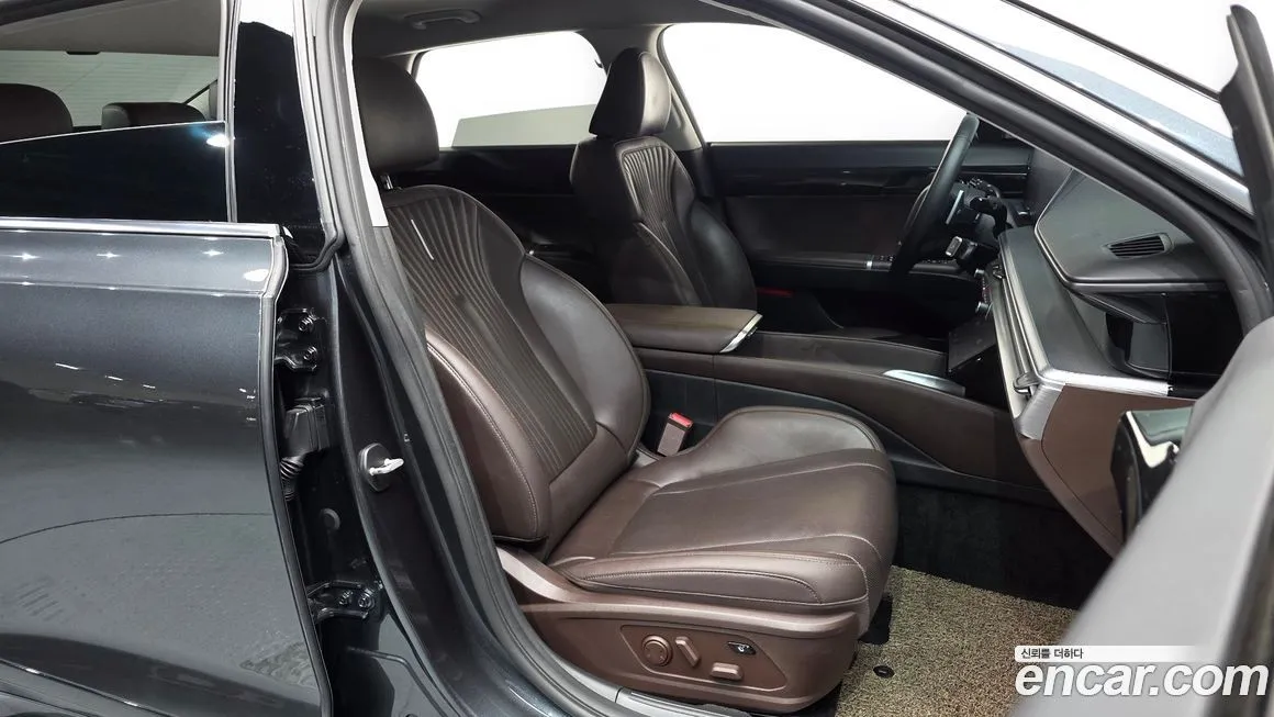 Hyundai Grandeur — фото 10