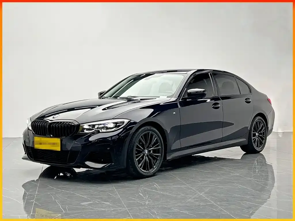 BMW 3 Series 2022 из CN, фото 1
