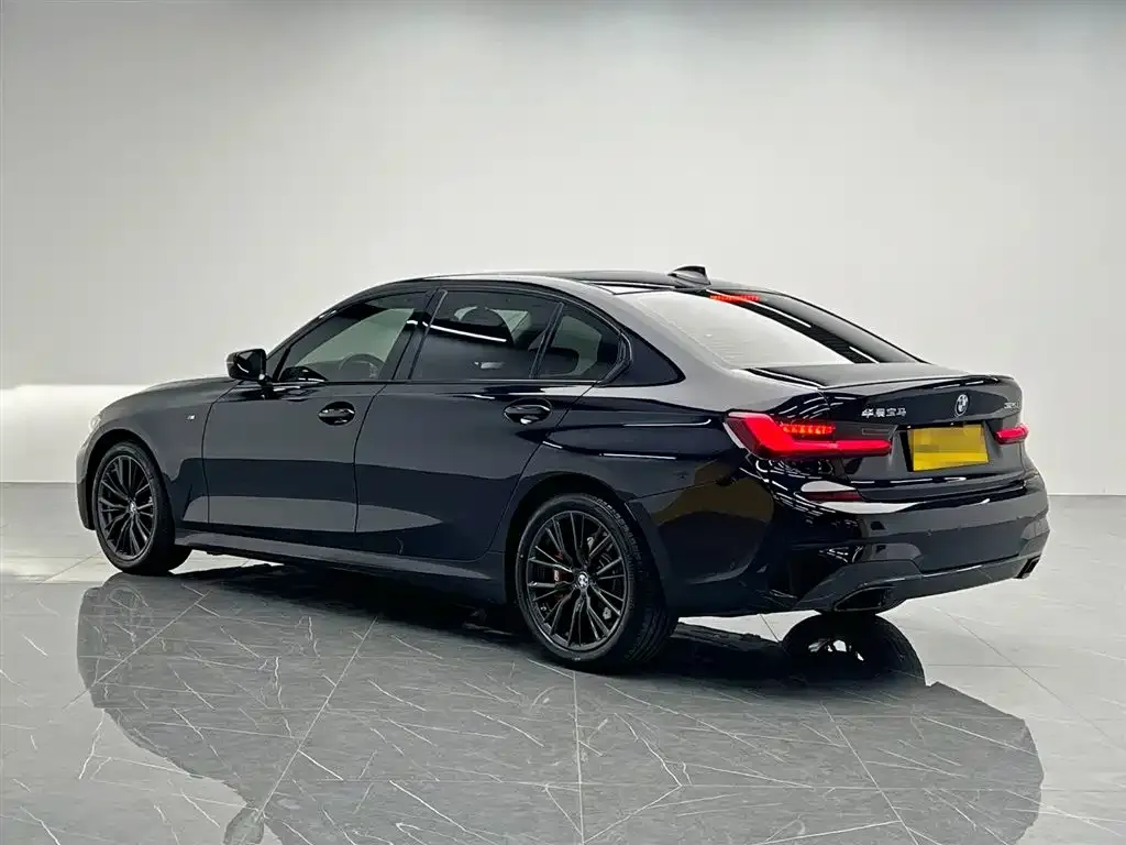 BMW 3 Series 2022 из CN, фото 4