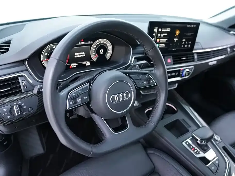 Audi A4L 2022 из CN, фото 6