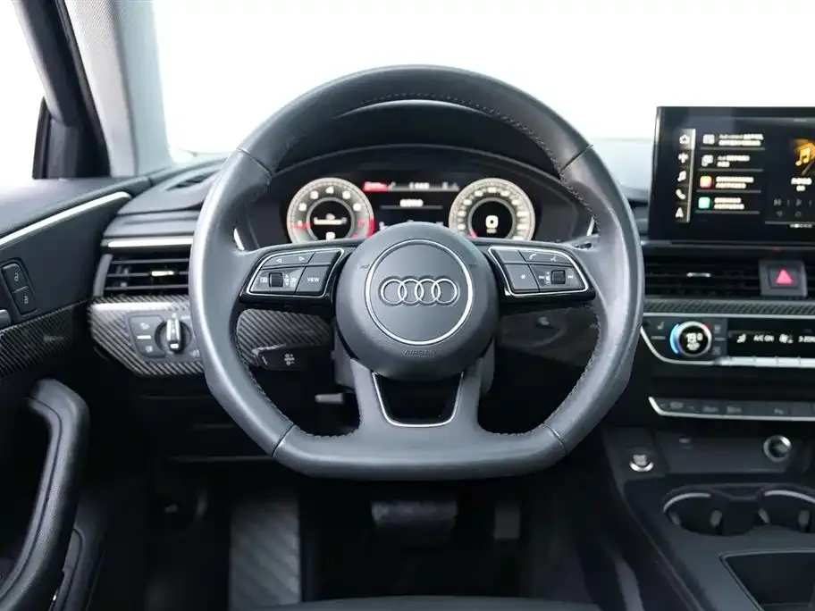 Audi A4L 2022 из CN, фото 7