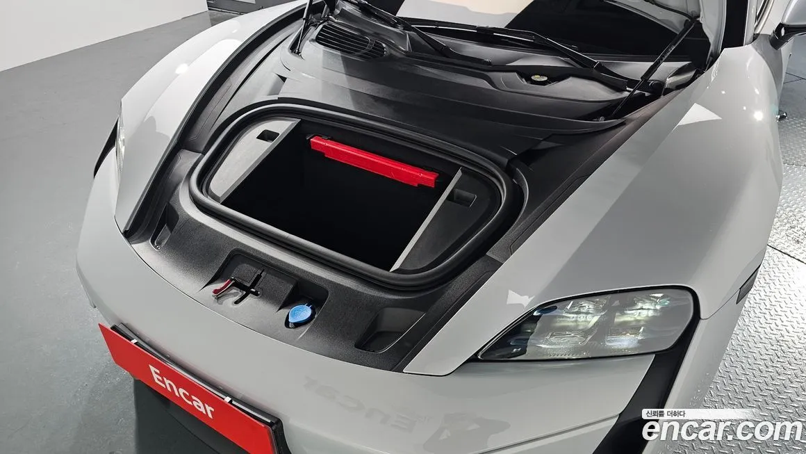 Porsche Taycan 2025 из KR, фото 6