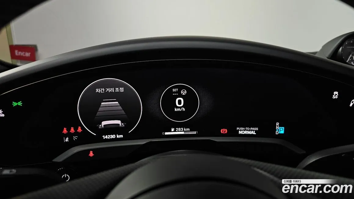 Porsche Taycan 2025 из KR, фото 8