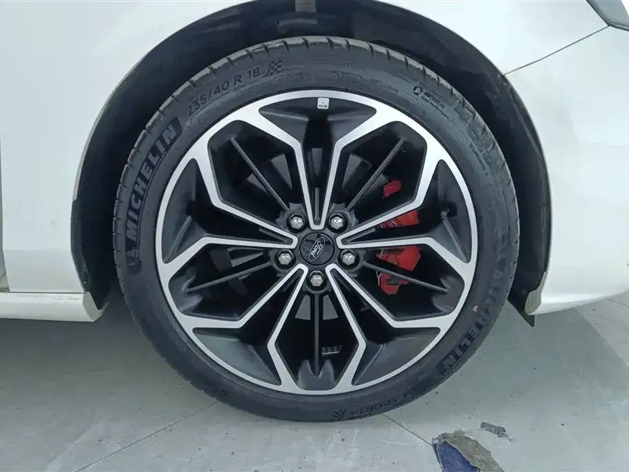 Ford Focus 2022 из CN, фото 6