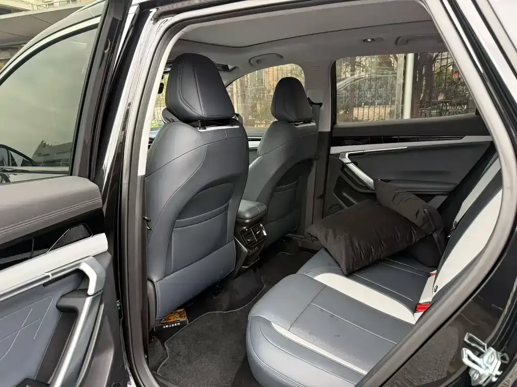 Geely Boyue L 2025 из CN, фото 6