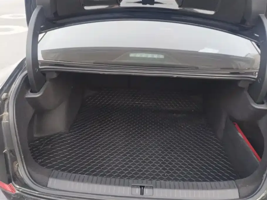 Volkswagen Passat 2024 из CN, фото 4