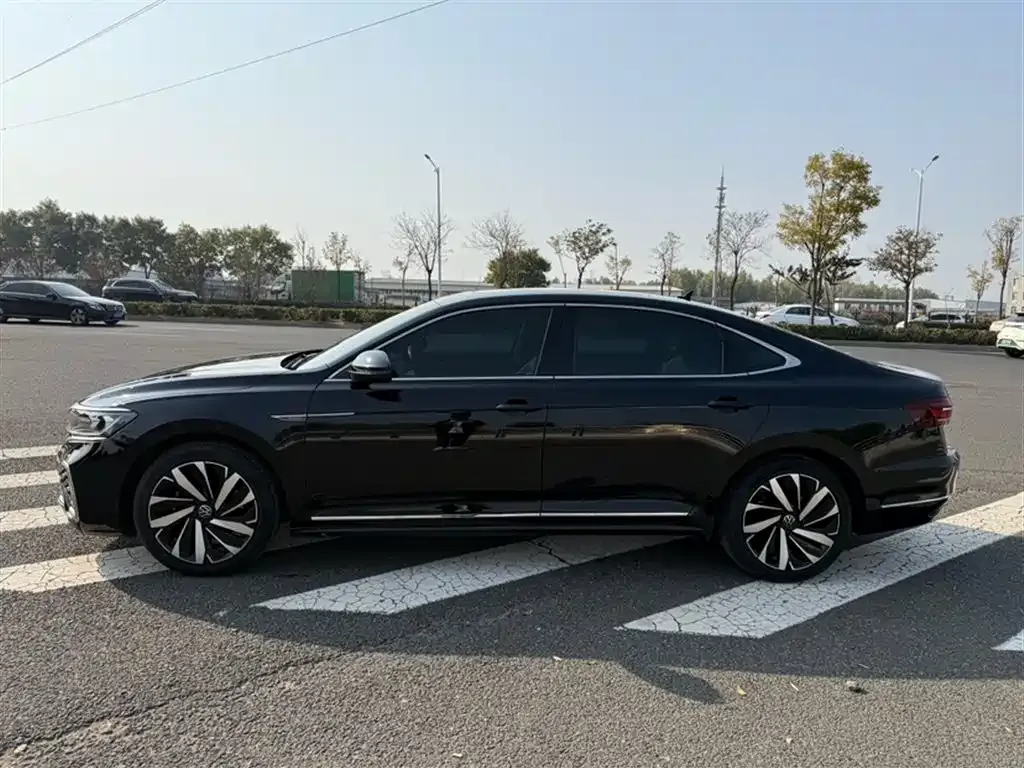 Volkswagen Passat 2022 из CN, фото 7