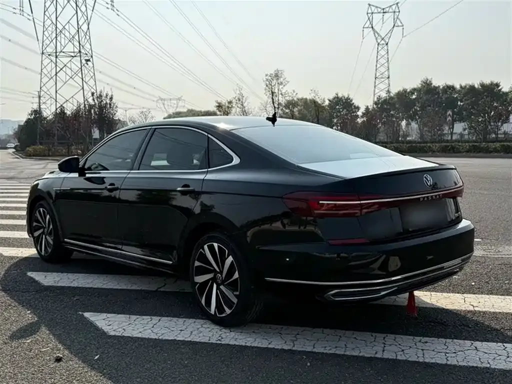 Volkswagen Passat 2022 из CN, фото 8