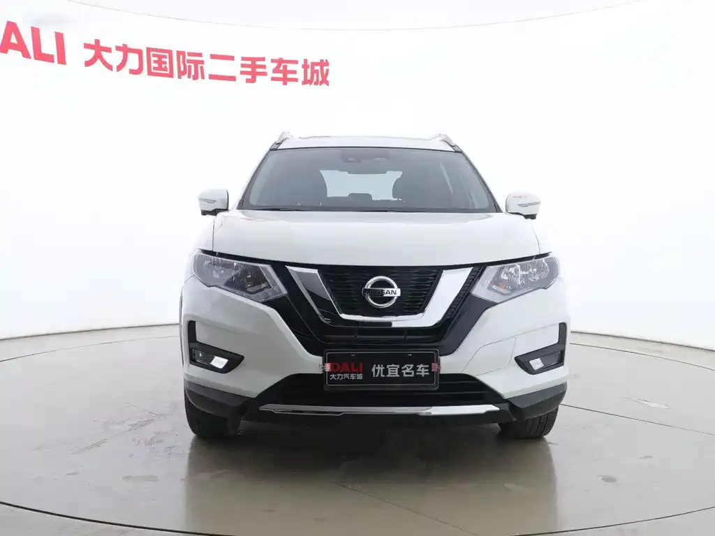 Nissan X-Trail 2021 из CN, фото 2