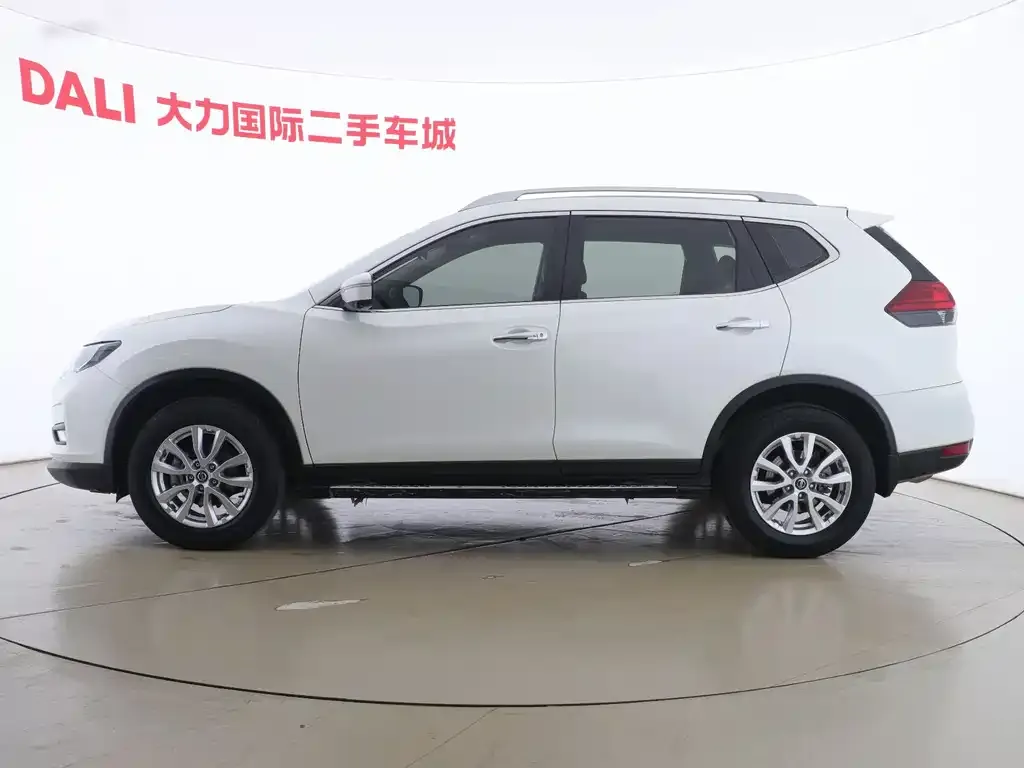 Nissan X-Trail 2021 из CN, фото 4
