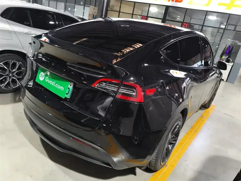 Tesla Model Y 2023 из CN, фото 7