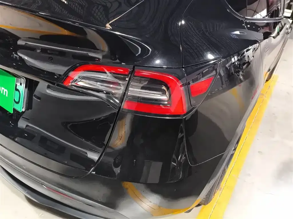 Tesla Model Y 2023 из CN, фото 8