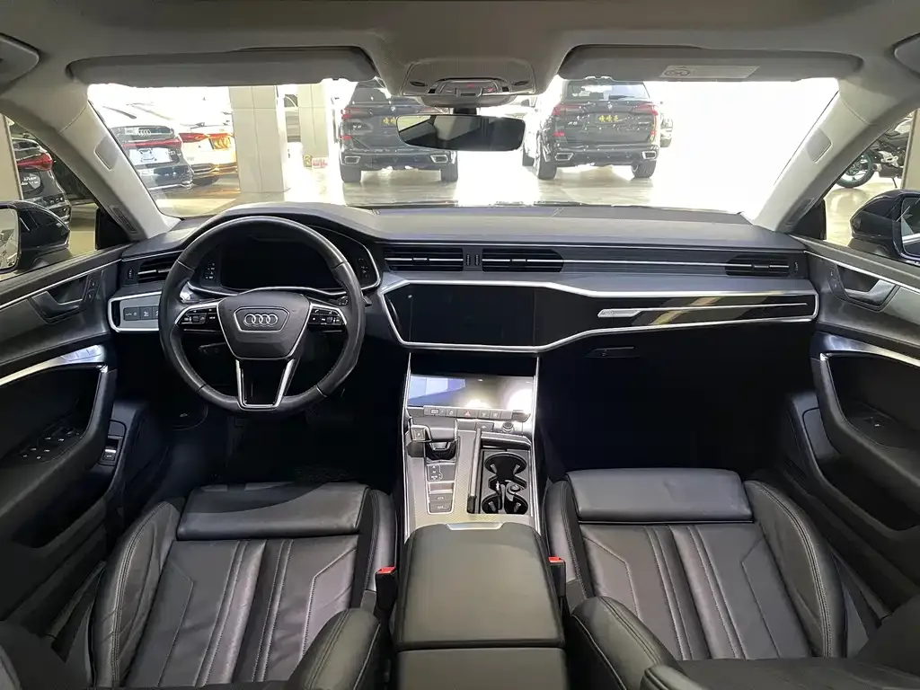 Audi A7 2021 из CN, фото 8