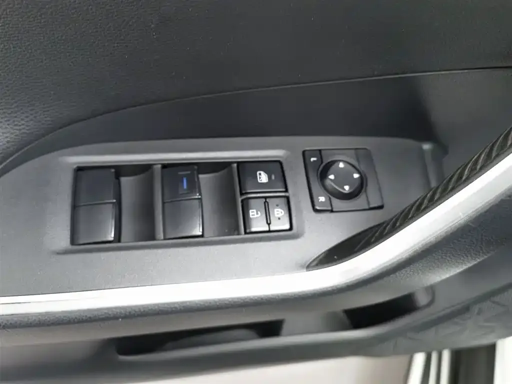 Toyota Wildlander 2021 из CN, фото 9