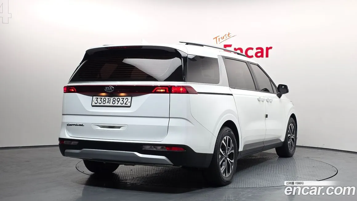 Kia Carnival 2021 из KR, фото 2