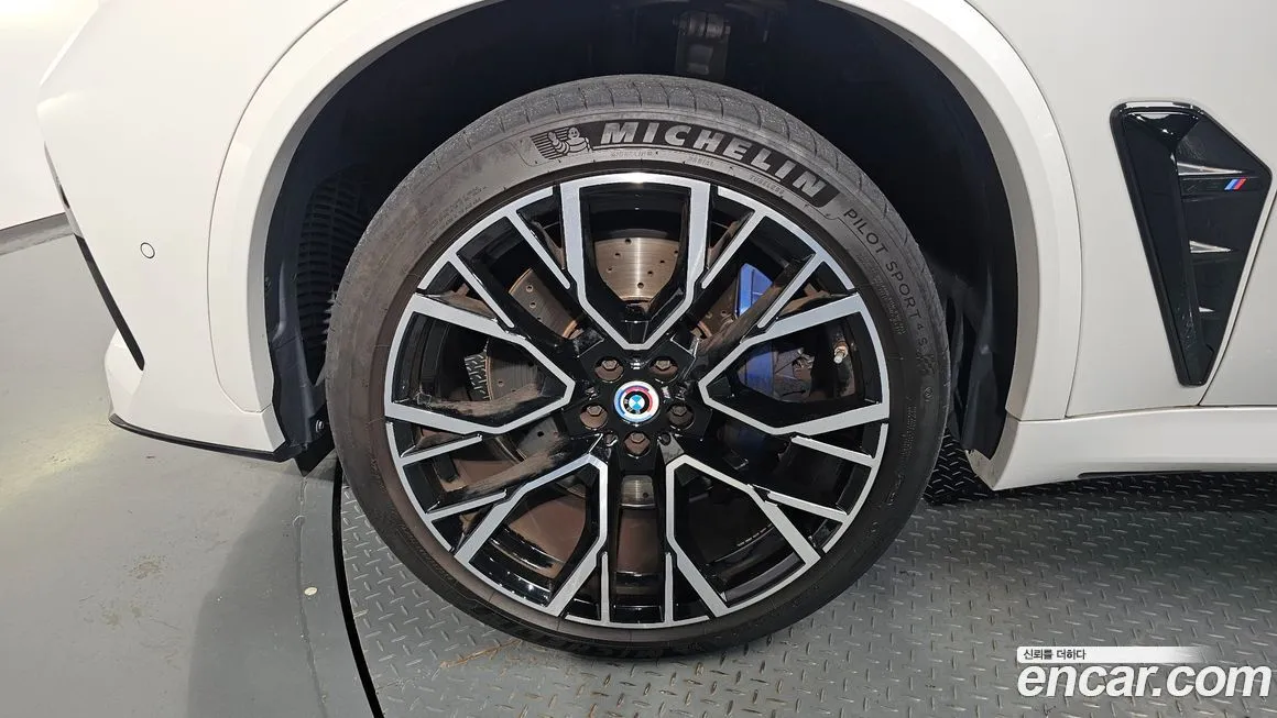 BMW X5M 2023 из KR, фото 5