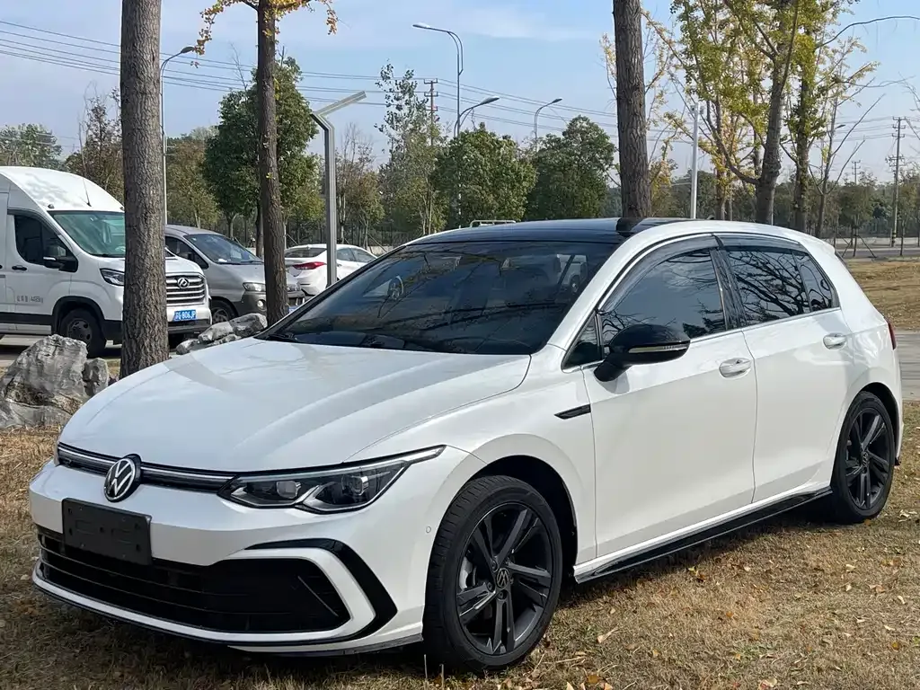 Volkswagen Golf 2021 из CN, фото 1