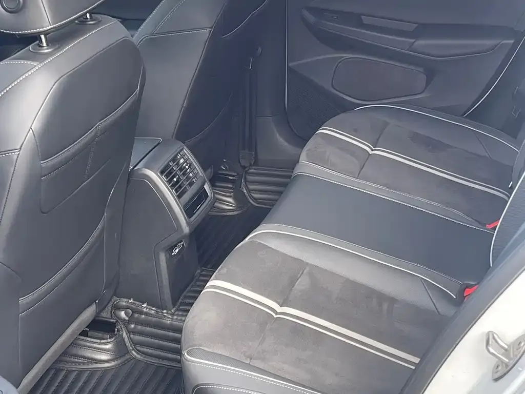 Volkswagen Golf 2021 из CN, фото 8
