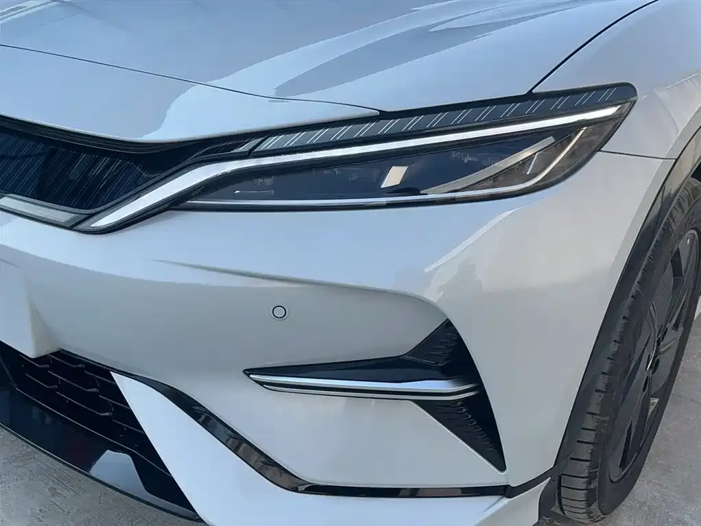 BYD L EV 2025 из CN, фото 3