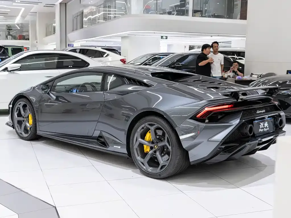 Lamborghini Huracan 2024 из CN, фото 6