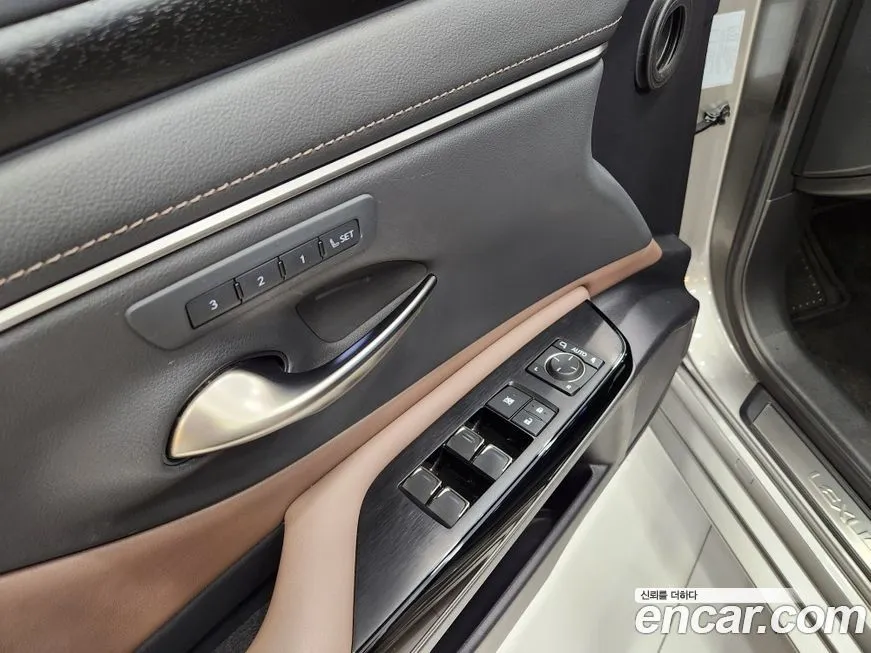 Lexus ES 2021 из KR, фото 10