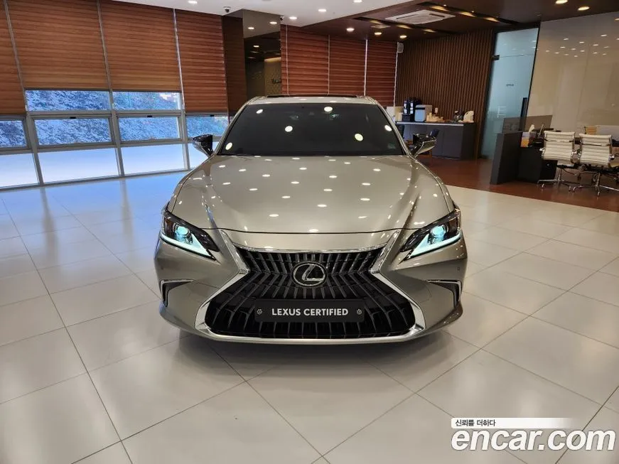 Lexus ES 2021 из KR, фото 2