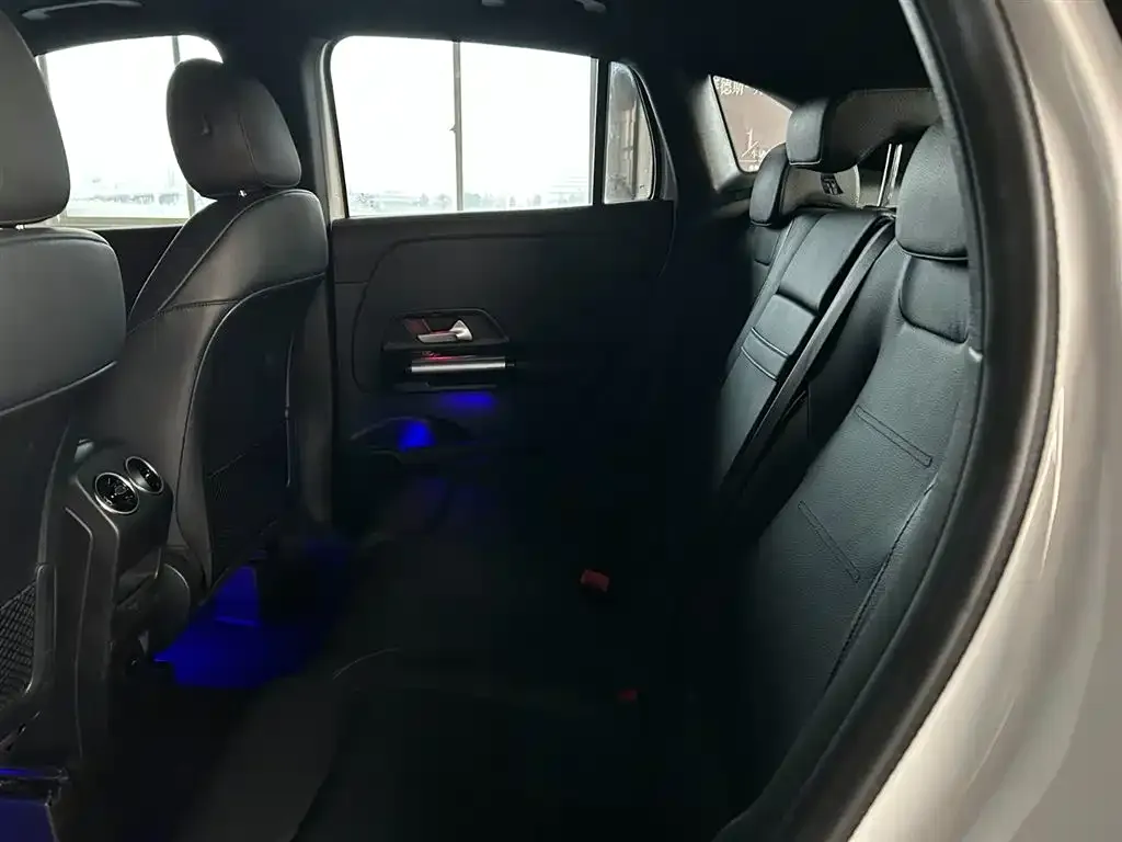 Mercedes-Benz GLA 2023 из CN, фото 8
