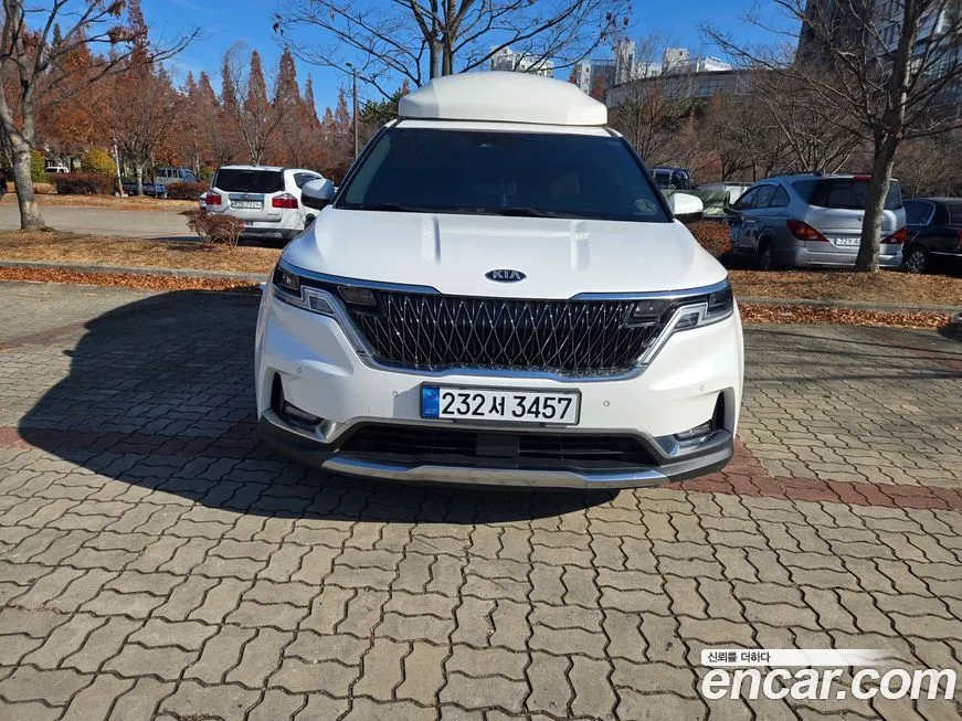 Kia Carnival — фото 10
