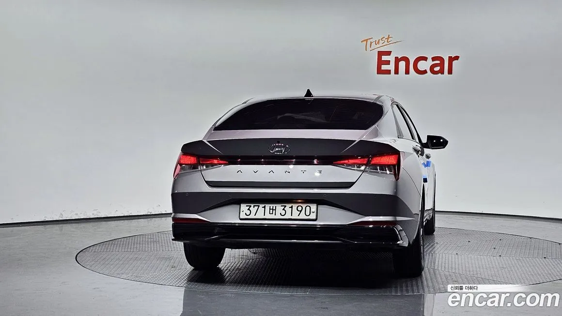 Hyundai AVANTE 2021 из KR, фото 4
