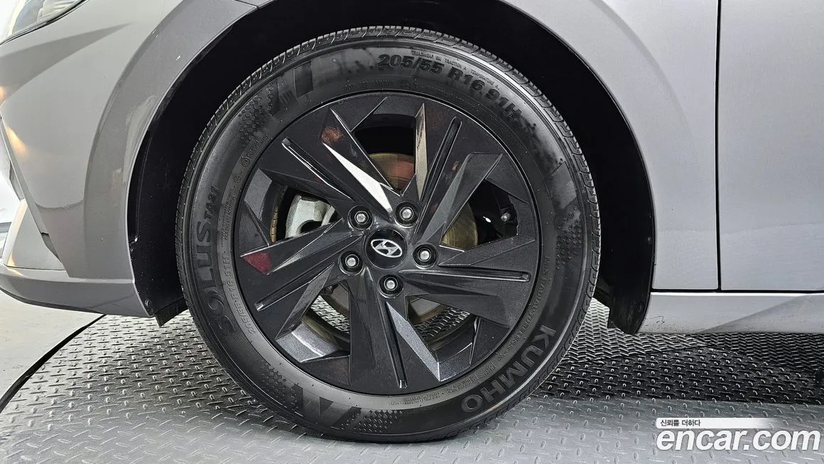 Hyundai AVANTE 2021 из KR, фото 5