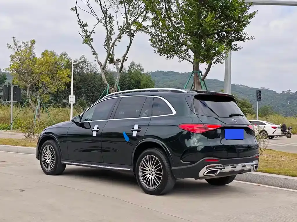 Mercedes-Benz GLC 2023 из CN, фото 2