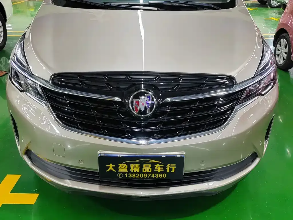 Buick GL8 2022 из CN, фото 3