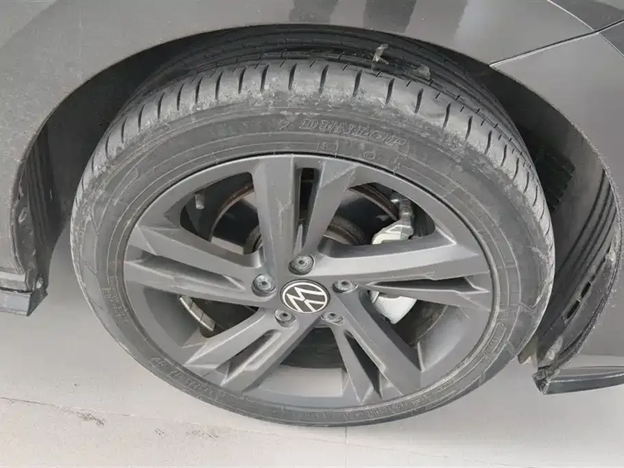 Volkswagen Golf 2023 из CN, фото 6