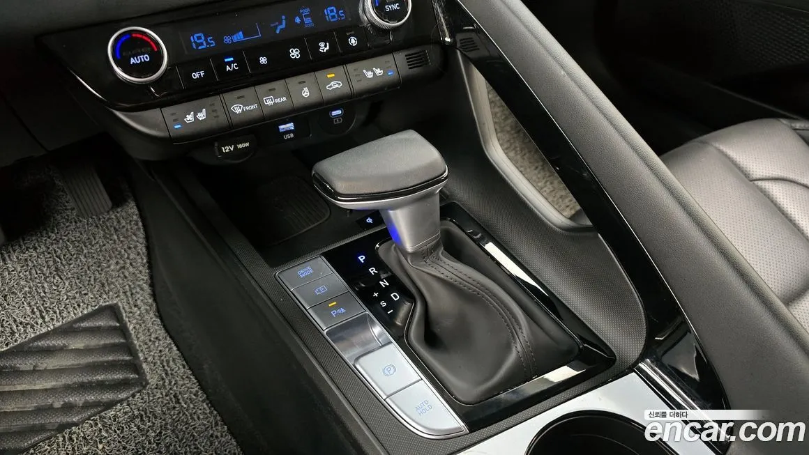Hyundai AVANTE — фото 9