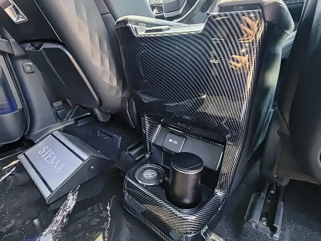 Toyota Sienna 2022 из CN, фото 10