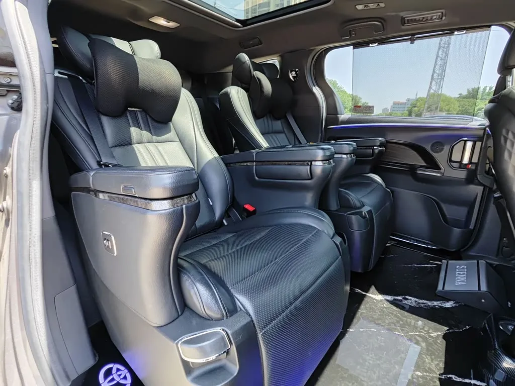 Toyota Sienna 2022 из CN, фото 8