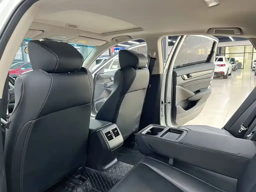 Honda Inspire 2021 из CN, фото 6