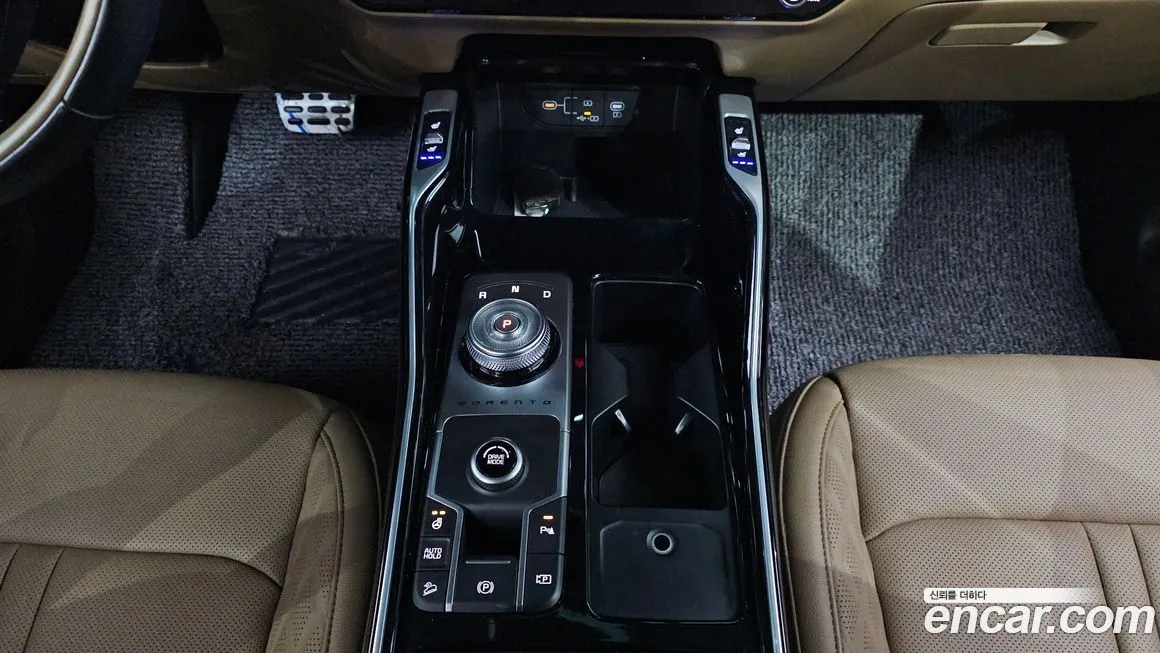 Kia Sorento — фото 9