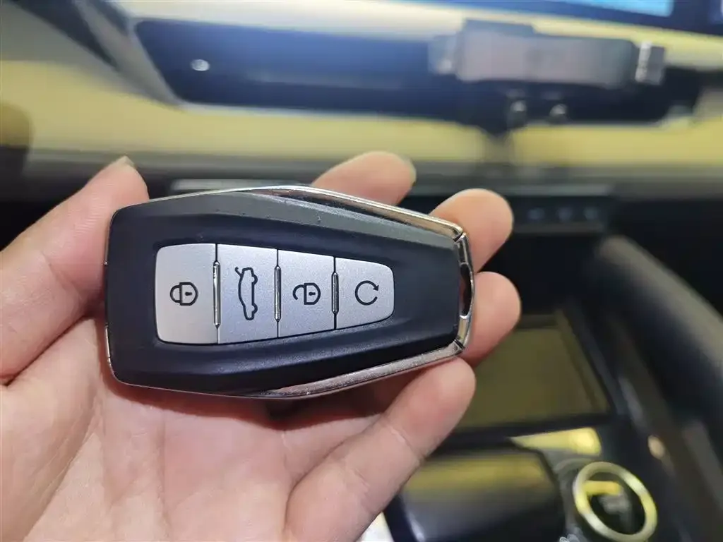 Geely Xingyue L 2022 из CN, фото 9
