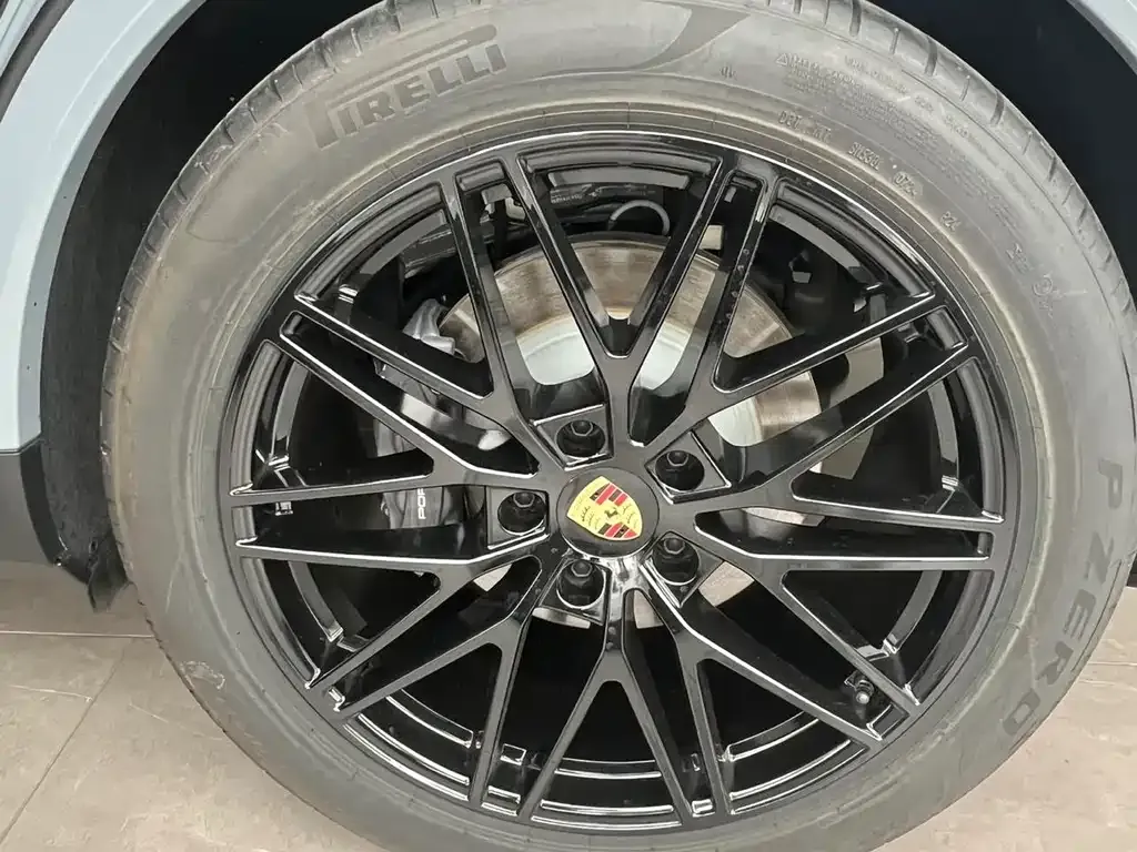 Porsche Cayenne 2024 из CN, фото 4