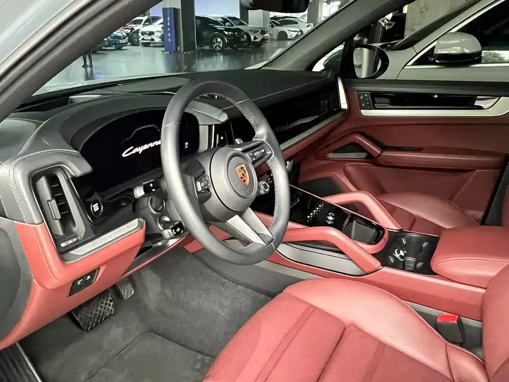 Porsche Cayenne 2024 из CN, фото 9