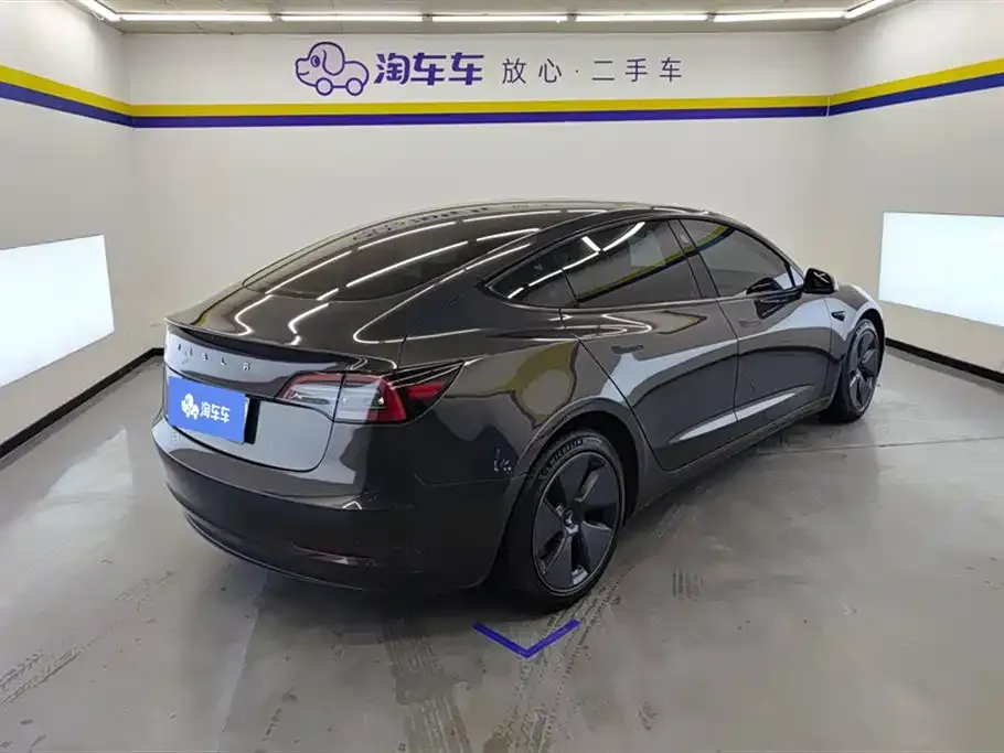 Tesla Model 3 2023 из CN, фото 3